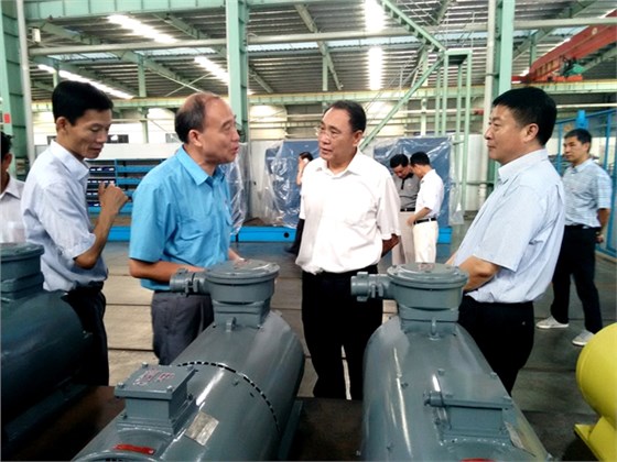 安徽省人大副主任臧世凯考察完美(中国)体育官方网站